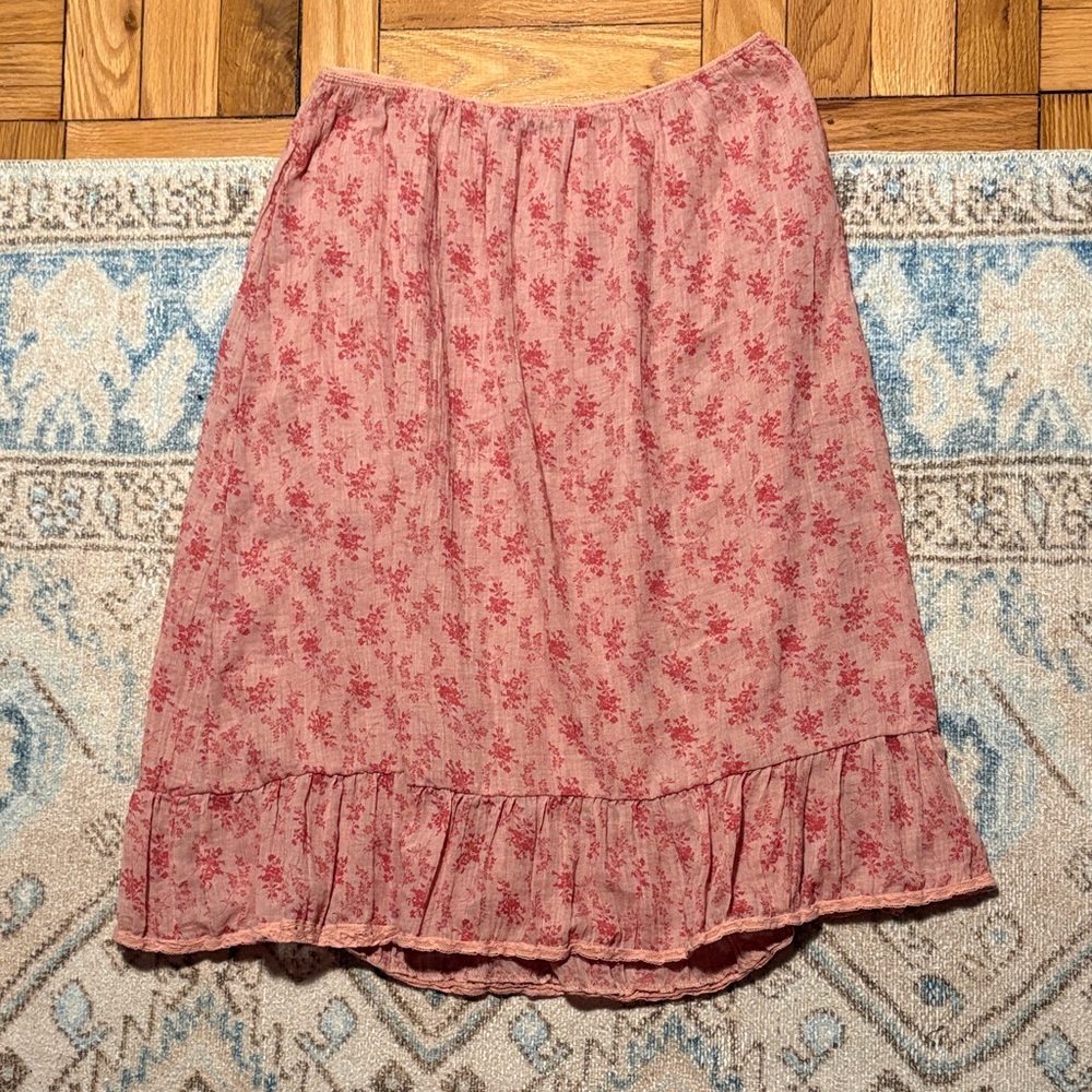 Brandy mellville Women's Pink Floral Ruffle Hem Skirt